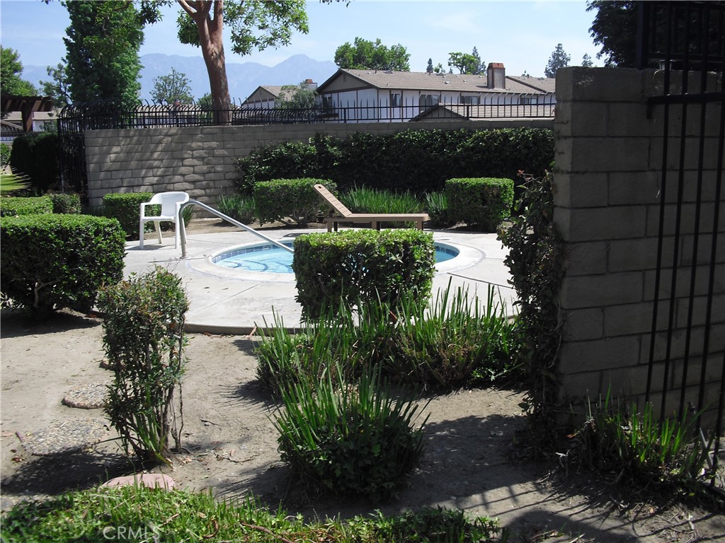 5232 Hanover Way