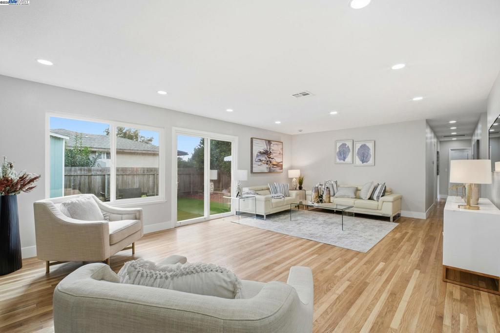 MEDALLION - Residential