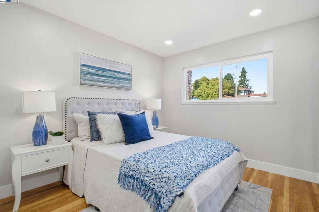 MEDALLION - Residential