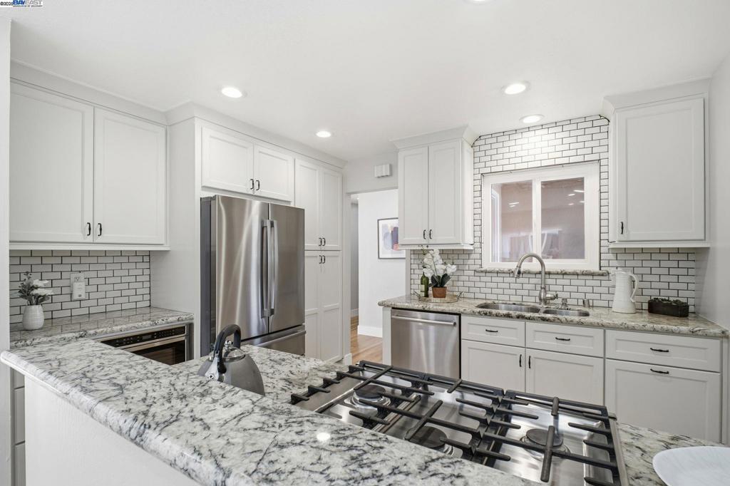 MEDALLION - Residential