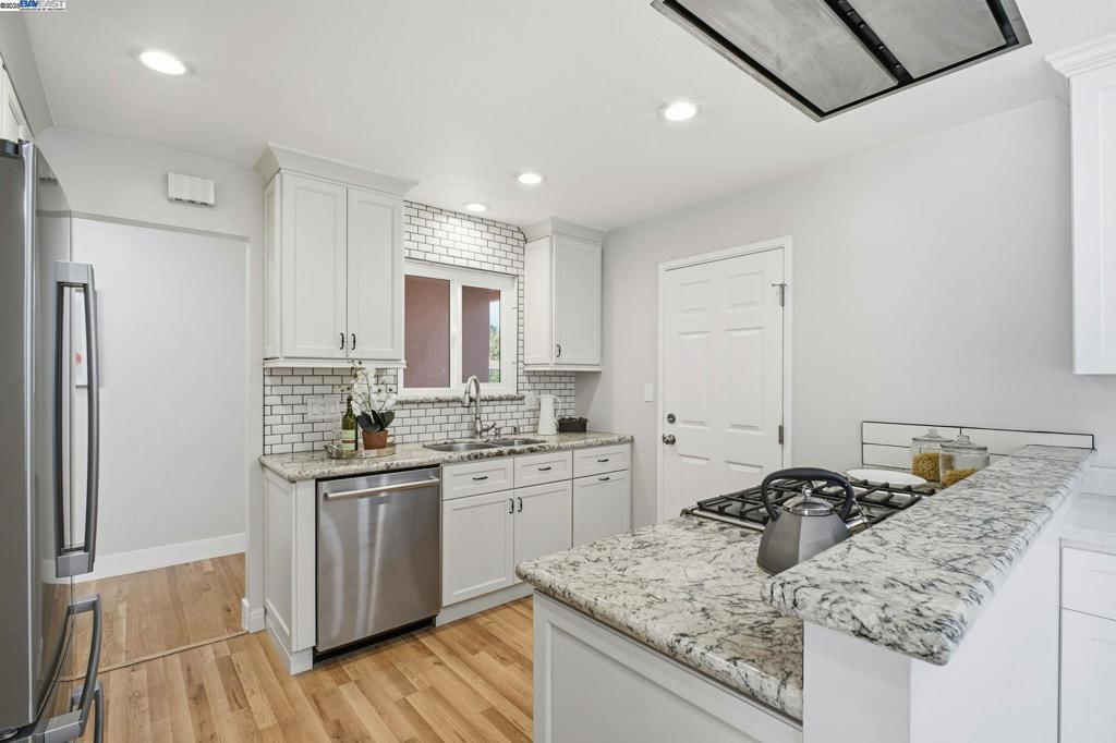 MEDALLION - Residential