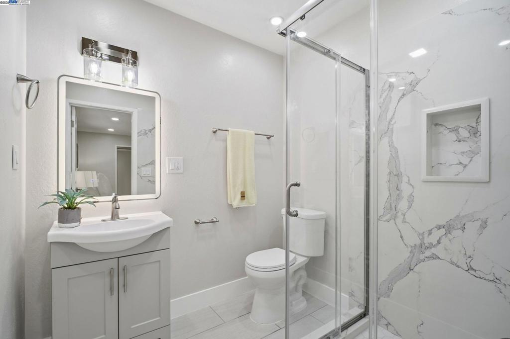 MEDALLION - Residential