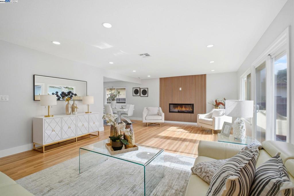 MEDALLION - Residential