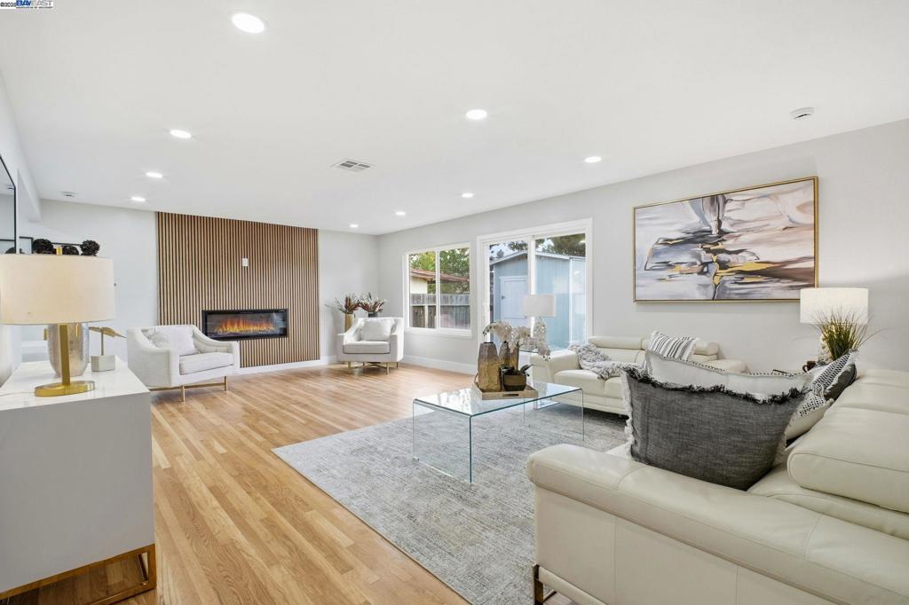 MEDALLION - Residential