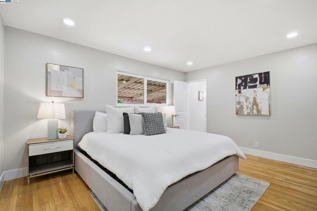 MEDALLION - Residential