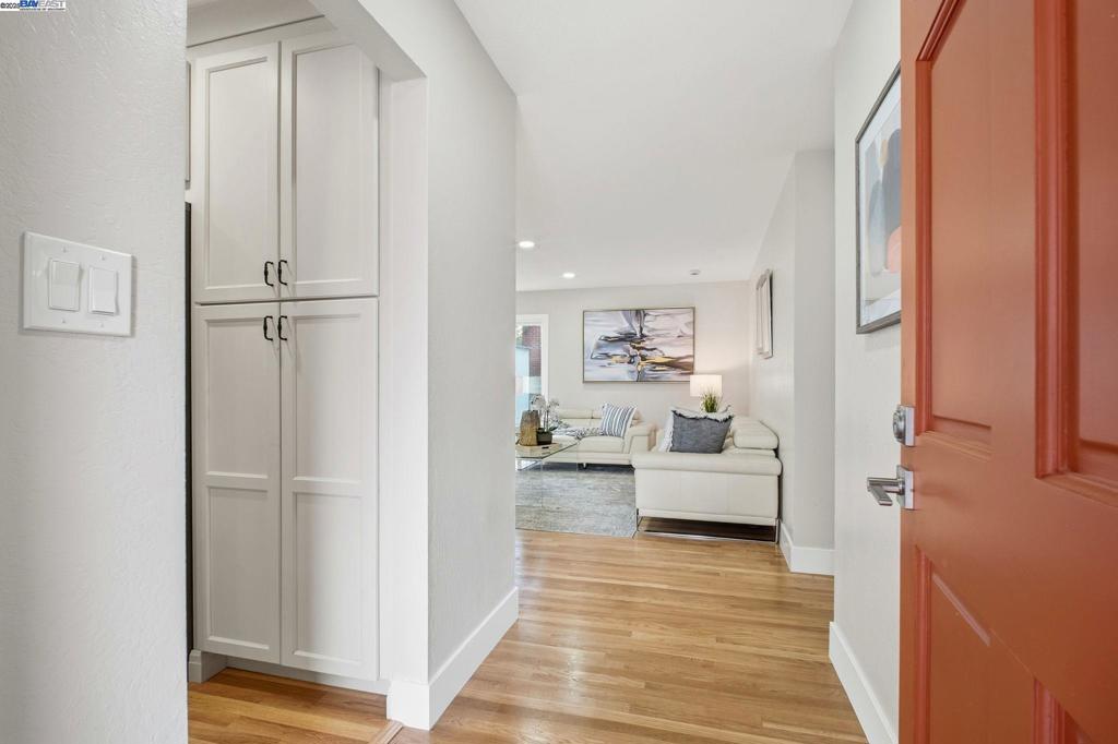 MEDALLION - Residential