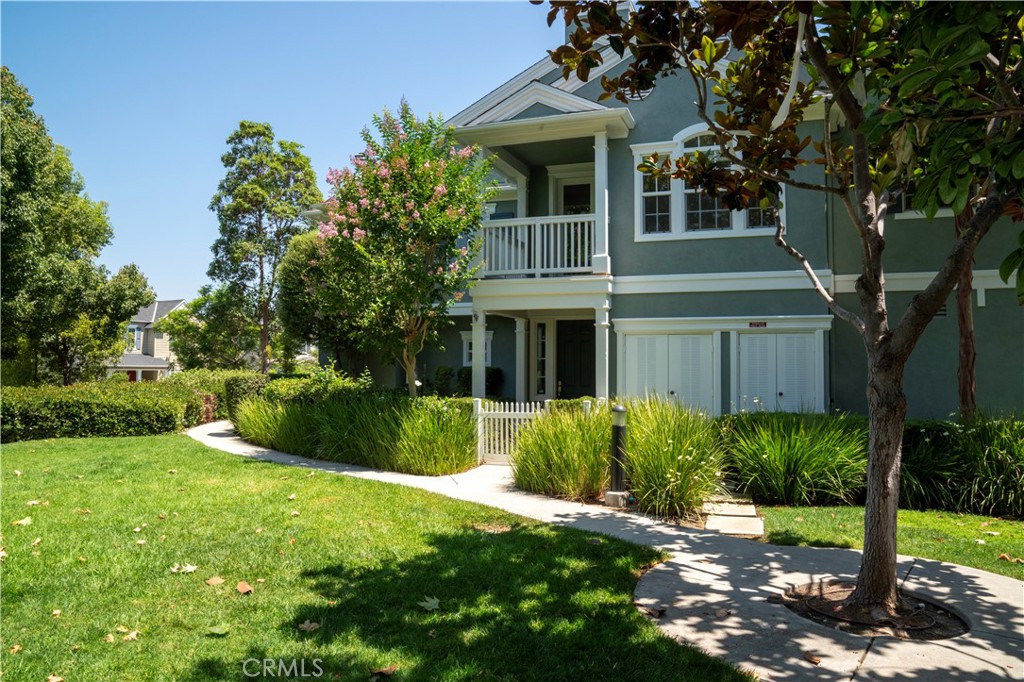 71 Strawflower Street