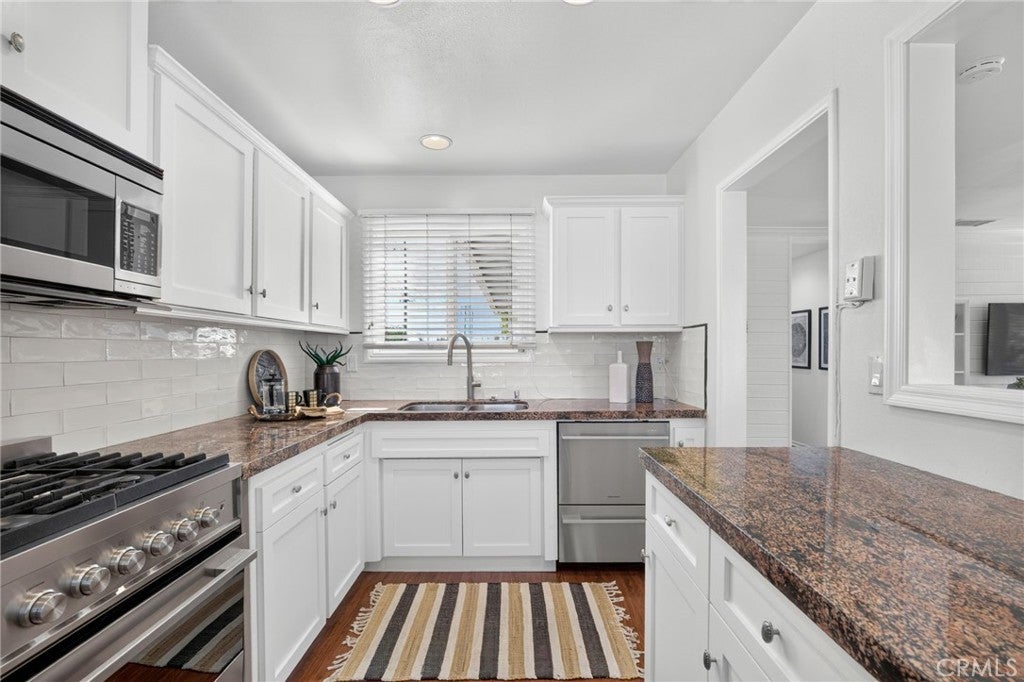 956 W Wilson, Costa Mesa CA 92627 - Photo 10