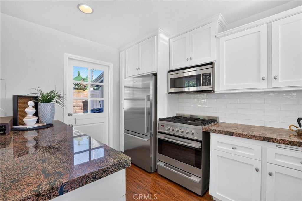 956 W Wilson, Costa Mesa CA 92627 - Photo 11