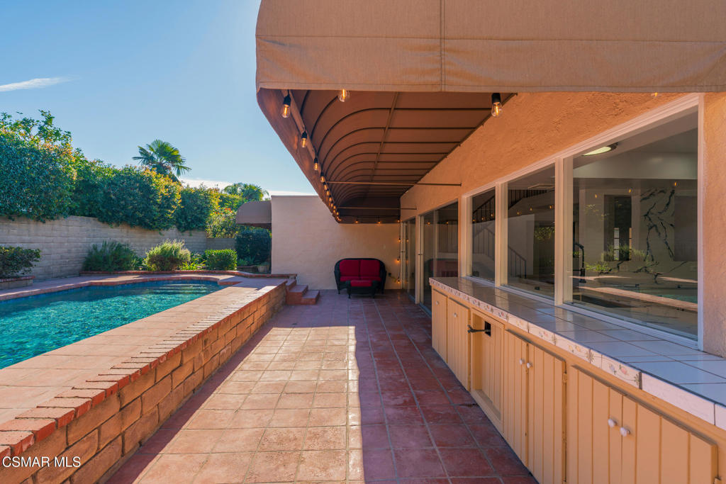 First Neighborhood/Custom-705 - 705 - Residential Lease