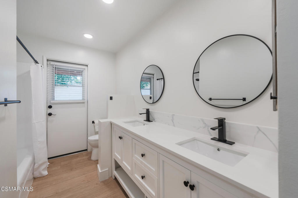 First Neighborhood/Custom-705 - 705 - Residential Lease