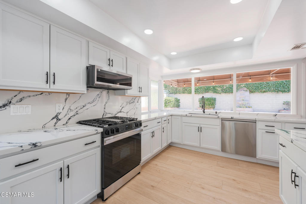 First Neighborhood/Custom-705 - 705 - Residential Lease