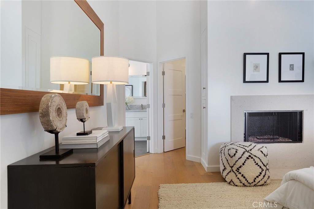 Corona del Mar South of PCH (CDMS) - Residential Lease