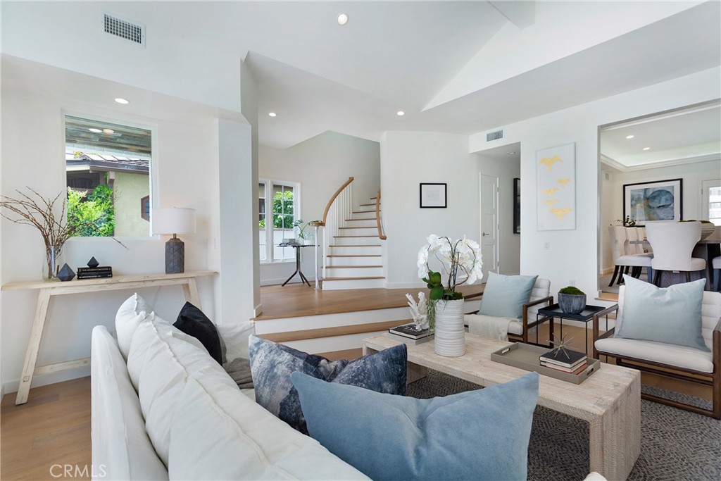 Corona del Mar South of PCH (CDMS) - Residential Lease