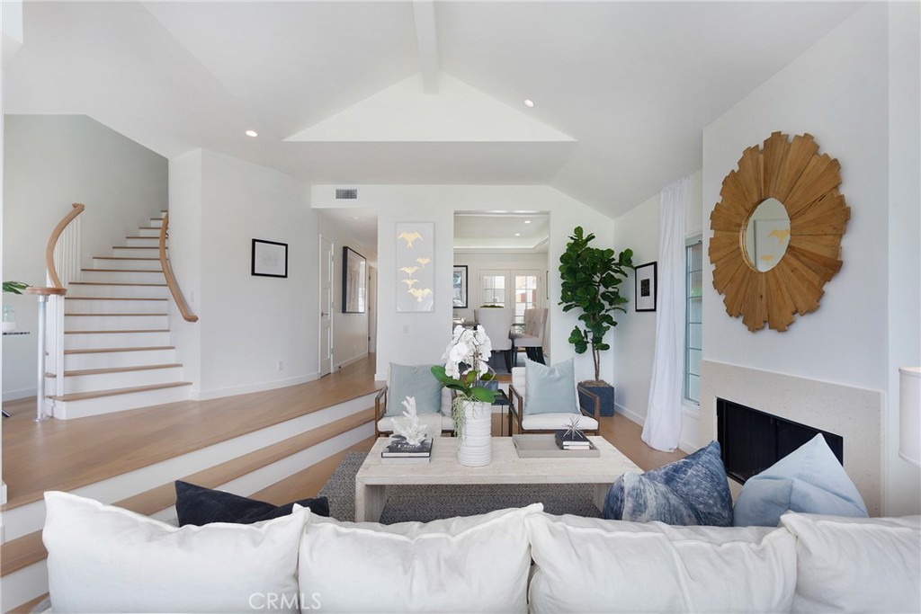 Corona del Mar South of PCH (CDMS) - Residential Lease