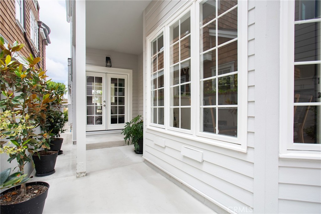 Corona del Mar South of PCH (CDMS) - Residential Lease