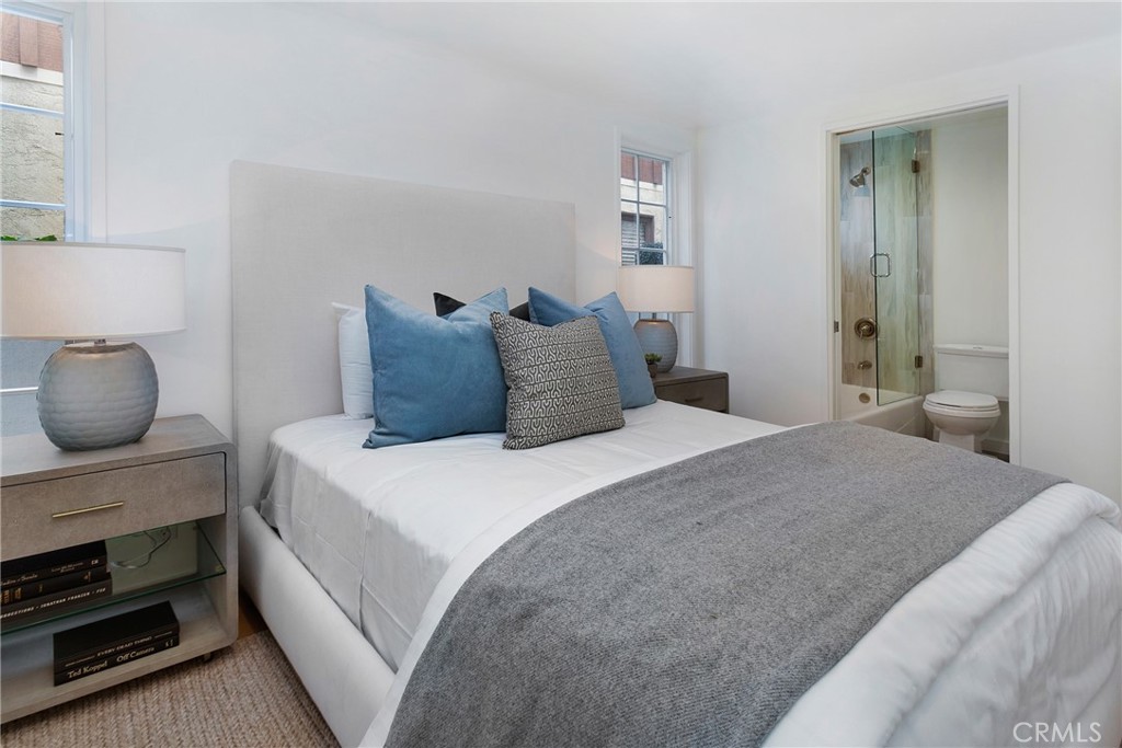 Corona del Mar South of PCH (CDMS) - Residential Lease