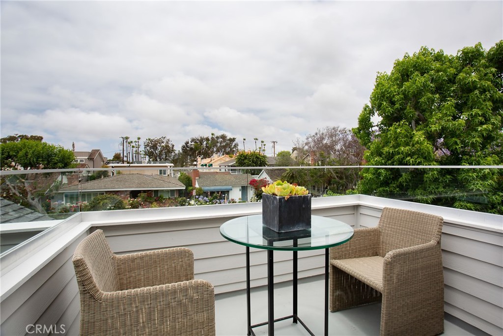 Corona del Mar South of PCH (CDMS) - Residential Lease