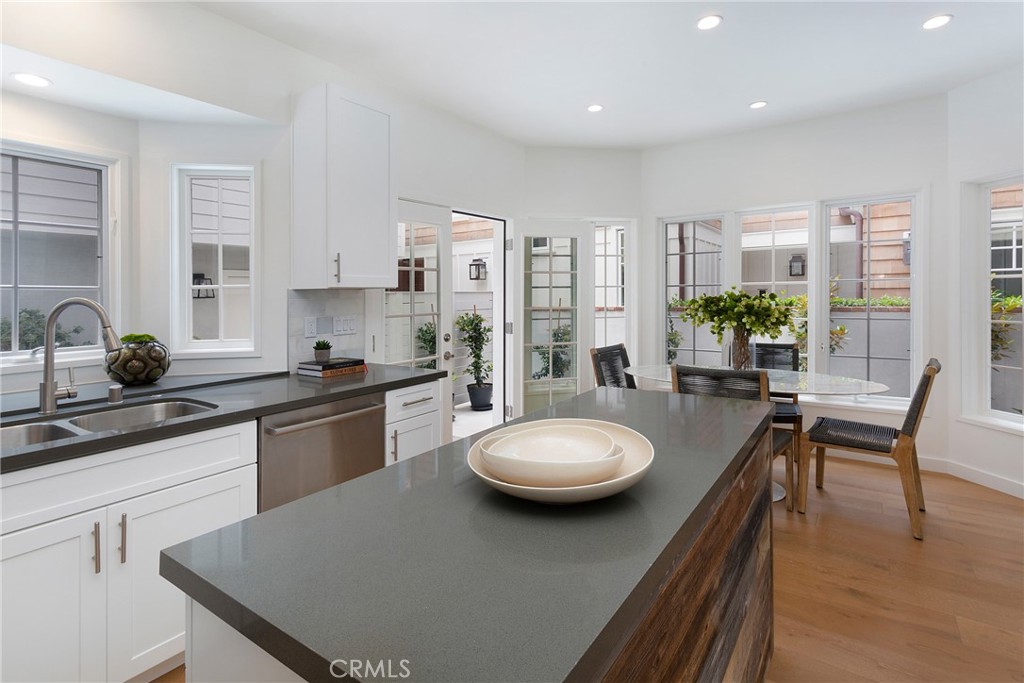 Corona del Mar South of PCH (CDMS) - Residential Lease