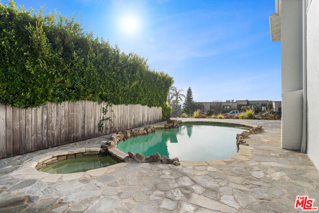 Pacific View Estates - Residential