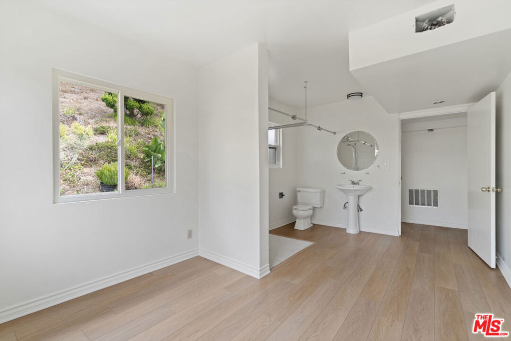 Pacific View Estates - Residential