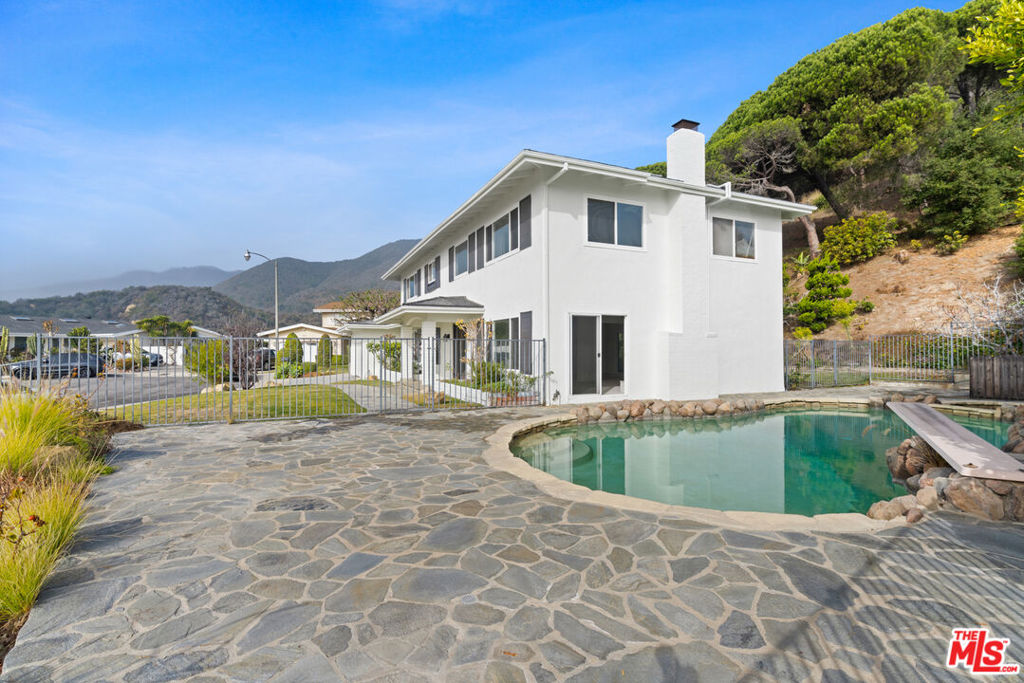Pacific View Estates - Residential