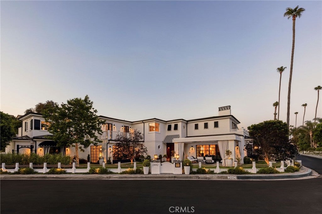 2442 Marino Dr Dr