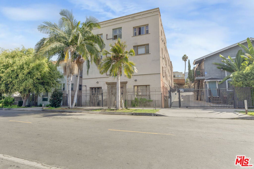 138 S Westmoreland Avenue