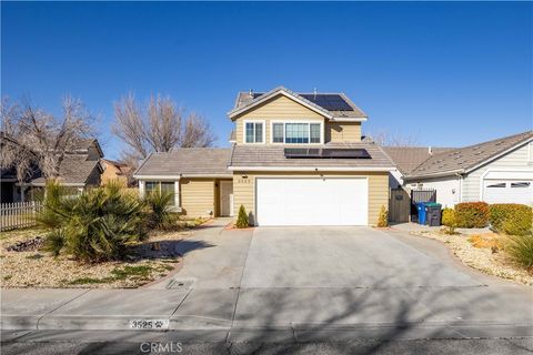 Photo of 3525 W Avenue J3, Lancaster, CA 93536 (MLS # SR26019650)