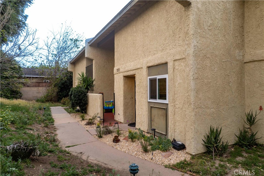 20807 Roscoe Boulevard 12