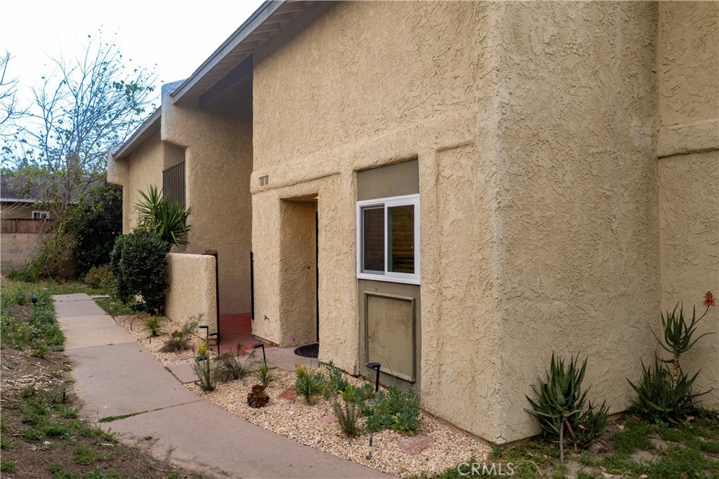 20807 Roscoe Boulevard 12