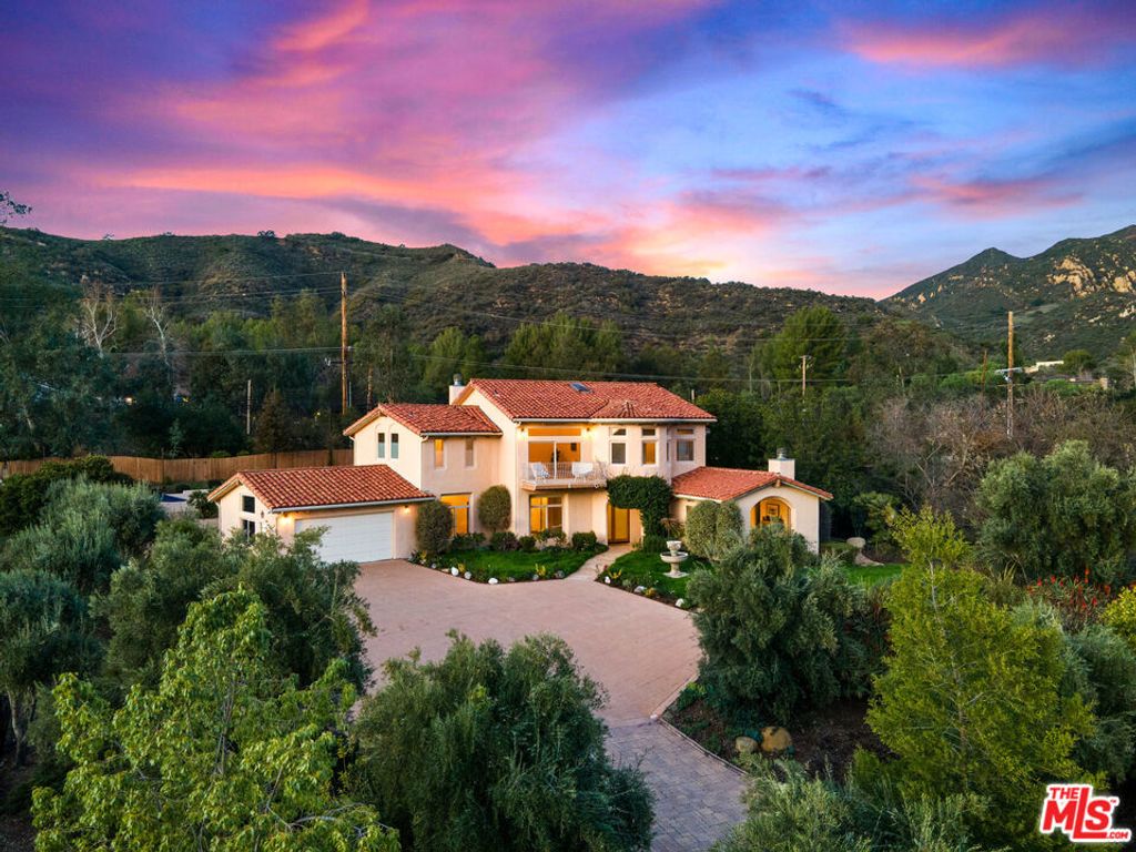 Photo of 2175 Cold Canyon Road, Calabasas, CA 91302 (MLS # 25545495)