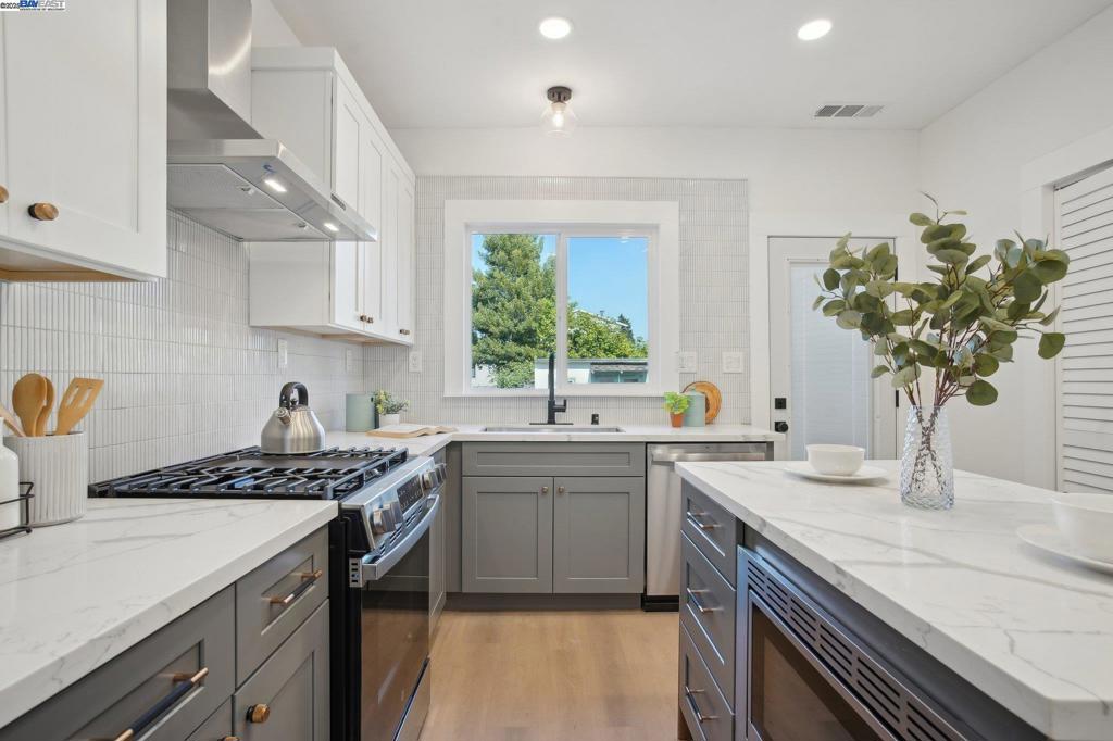 ALAMEDA - Residential