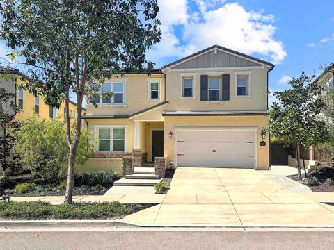 Photo of 16490 Edgehill Road, San Diego, CA 92127 (MLS # NDP2602394)