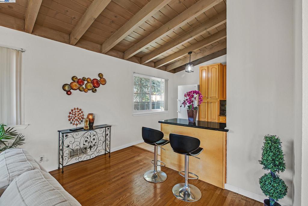 CASTRO VALLEY HT - Residential