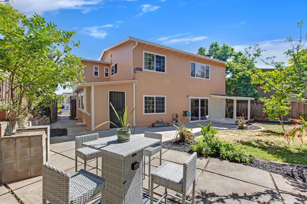 CASTRO VALLEY HT - Residential