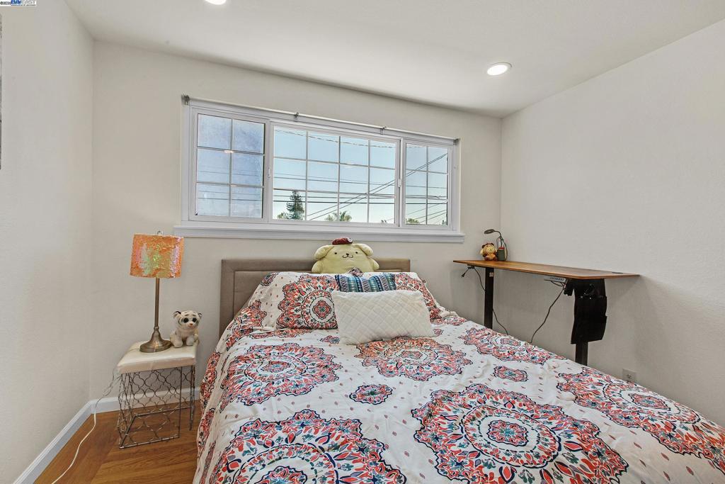 CASTRO VALLEY HT - Residential