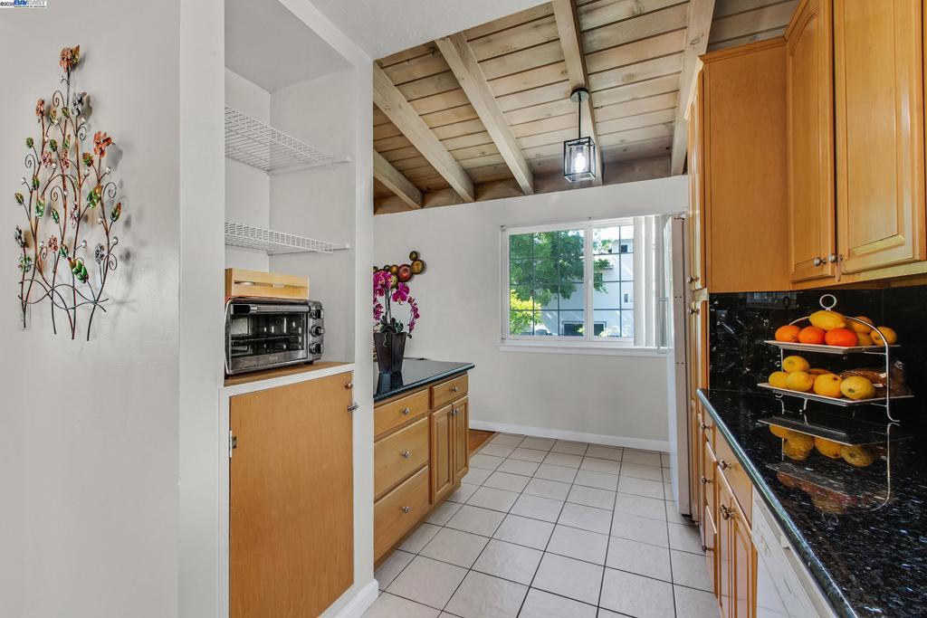 CASTRO VALLEY HT - Residential