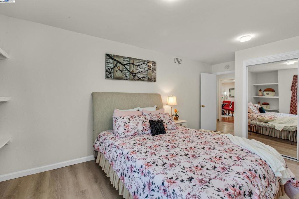 CASTRO VALLEY HT - Residential