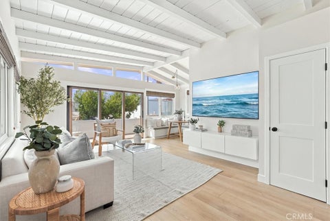 Photo of 632 Loma DR, Hermosa Beach, CA 90254 (MLS # SB26199205)