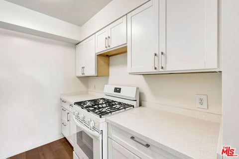 Tiny photo for 1144 12th Street #307, Santa Monica, CA 90403 (MLS # 26988653)
