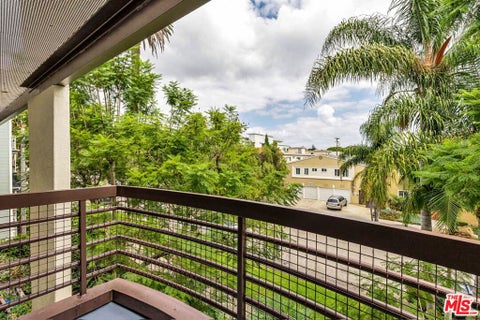 Tiny photo for 1144 12th Street #307, Santa Monica, CA 90403 (MLS # 26988653)
