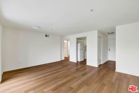 Tiny photo for 1144 12th Street #307, Santa Monica, CA 90403 (MLS # 26988653)