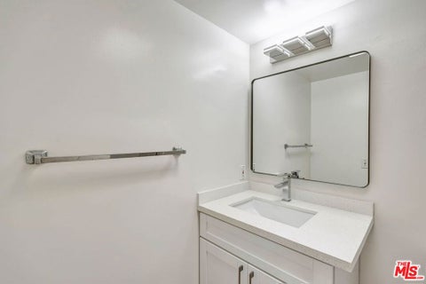 Tiny photo for 1144 12th Street #307, Santa Monica, CA 90403 (MLS # 26988653)