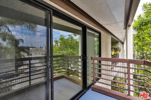 Tiny photo for 1144 12th Street #307, Santa Monica, CA 90403 (MLS # 26988653)