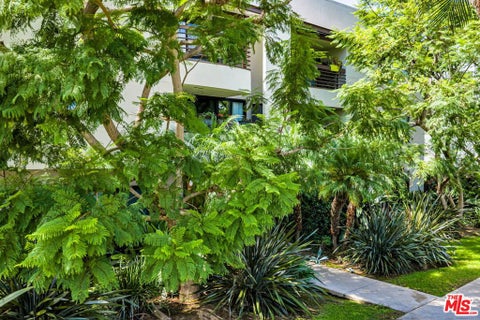 Tiny photo for 1144 12th Street #307, Santa Monica, CA 90403 (MLS # 26988653)