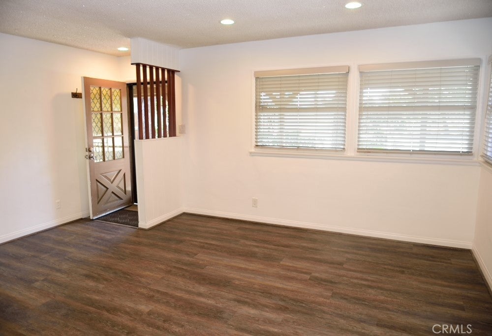 494 Avocado Avenue, Pasadena CA 91107