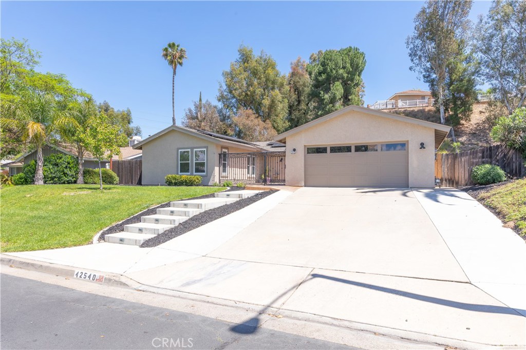 42540 Escolacata Drive