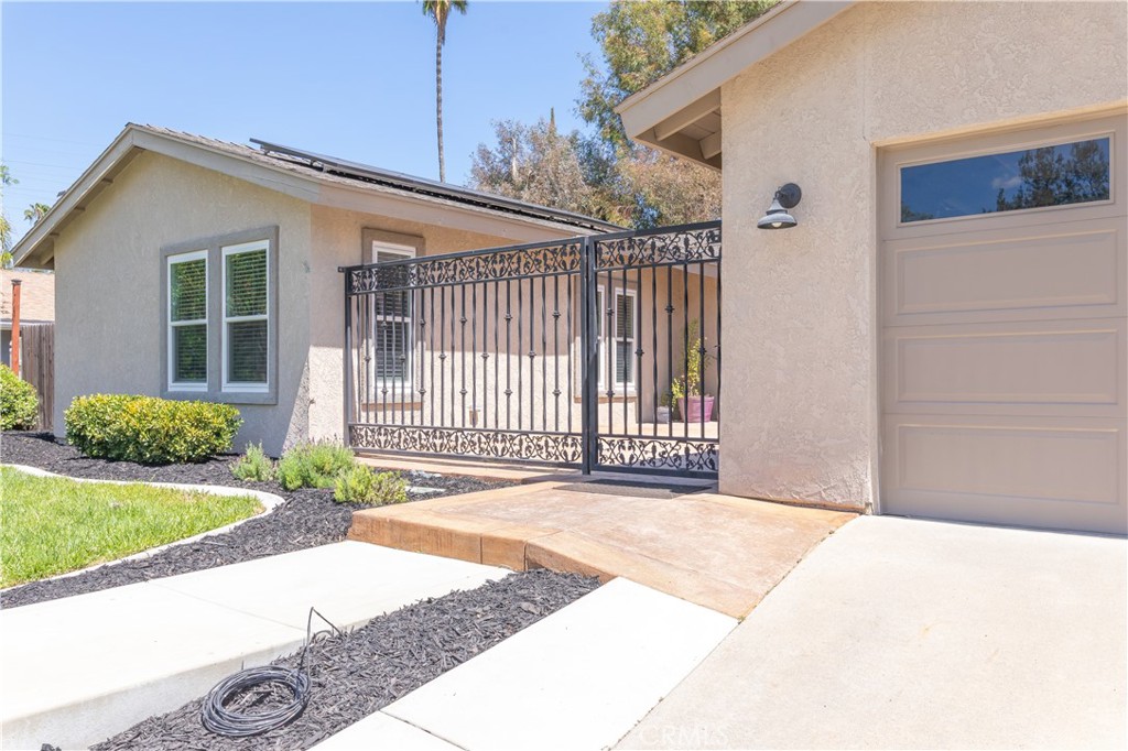 42540 Escolacata Drive