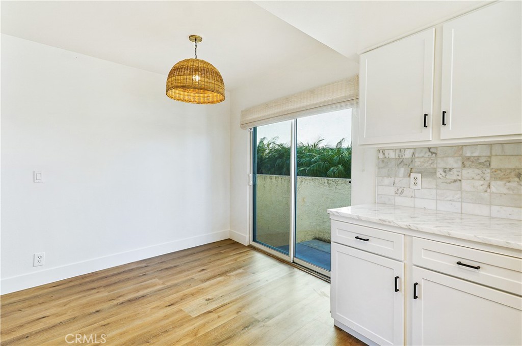 BLUE LANTERN - Residential